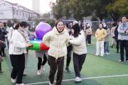 开云体育app-队长受伤入场，球队团结一心向前冲的简单介绍