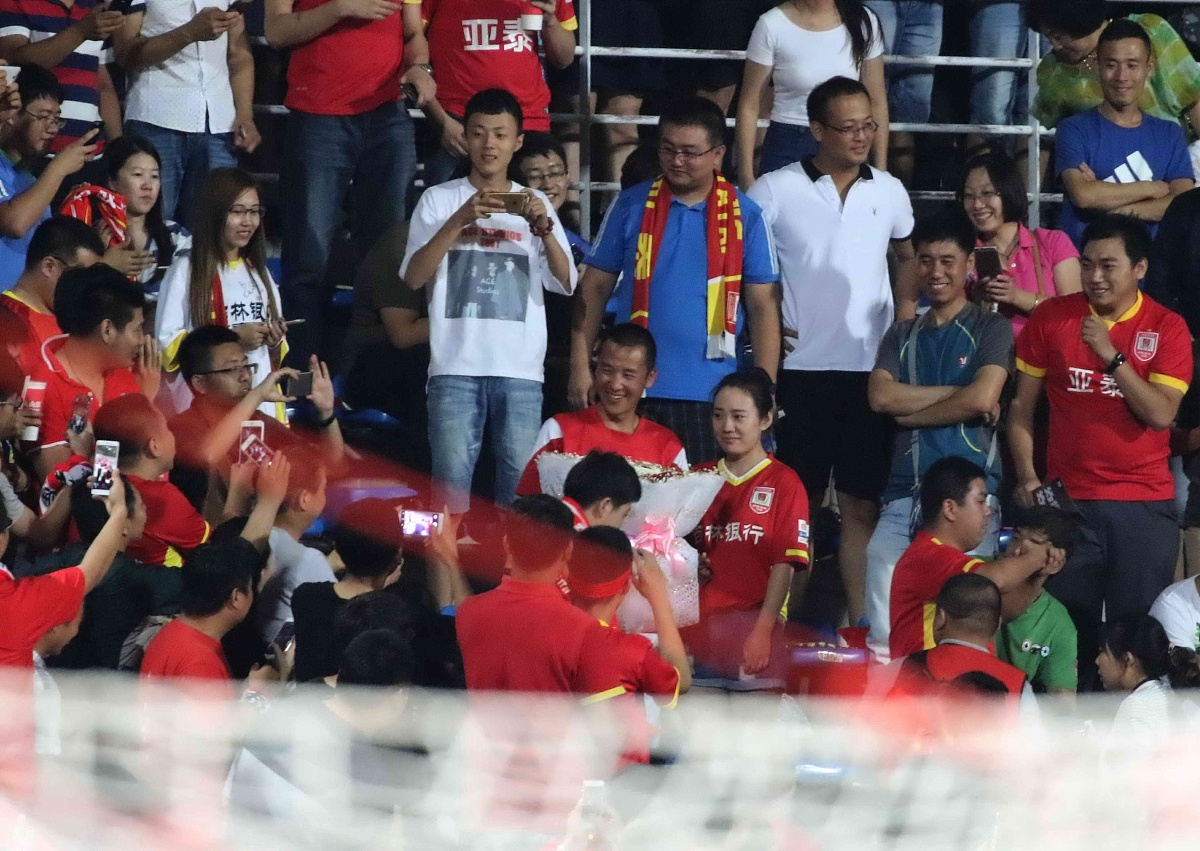 网队的团队凝聚力受到球迷们称赞