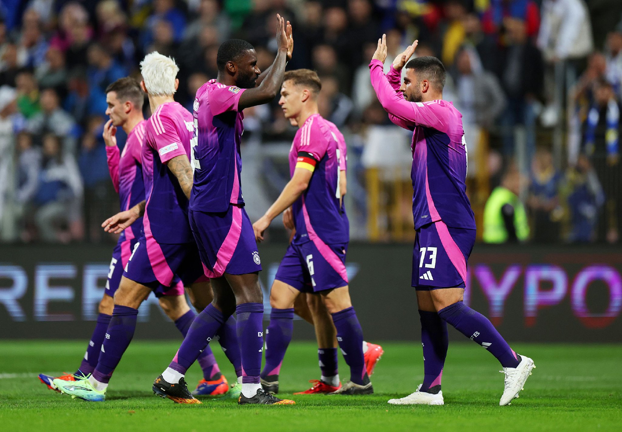 欧国联赛展现技术风采,球迷赞不绝口的简单介绍 欧国联赛展现技术风采,球迷赞不绝口的简单介绍