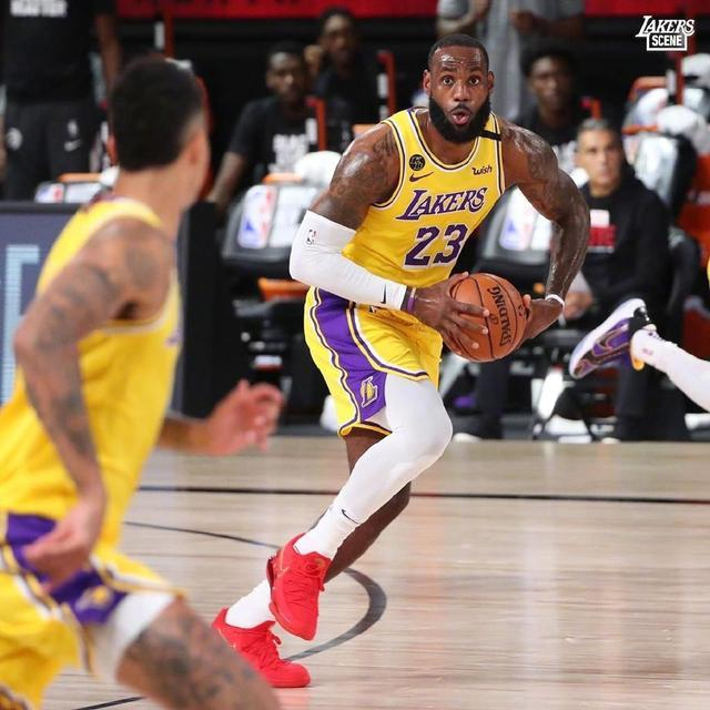 控卫高歌猛龙主场77胜 控卫高歌猛龙主场77胜