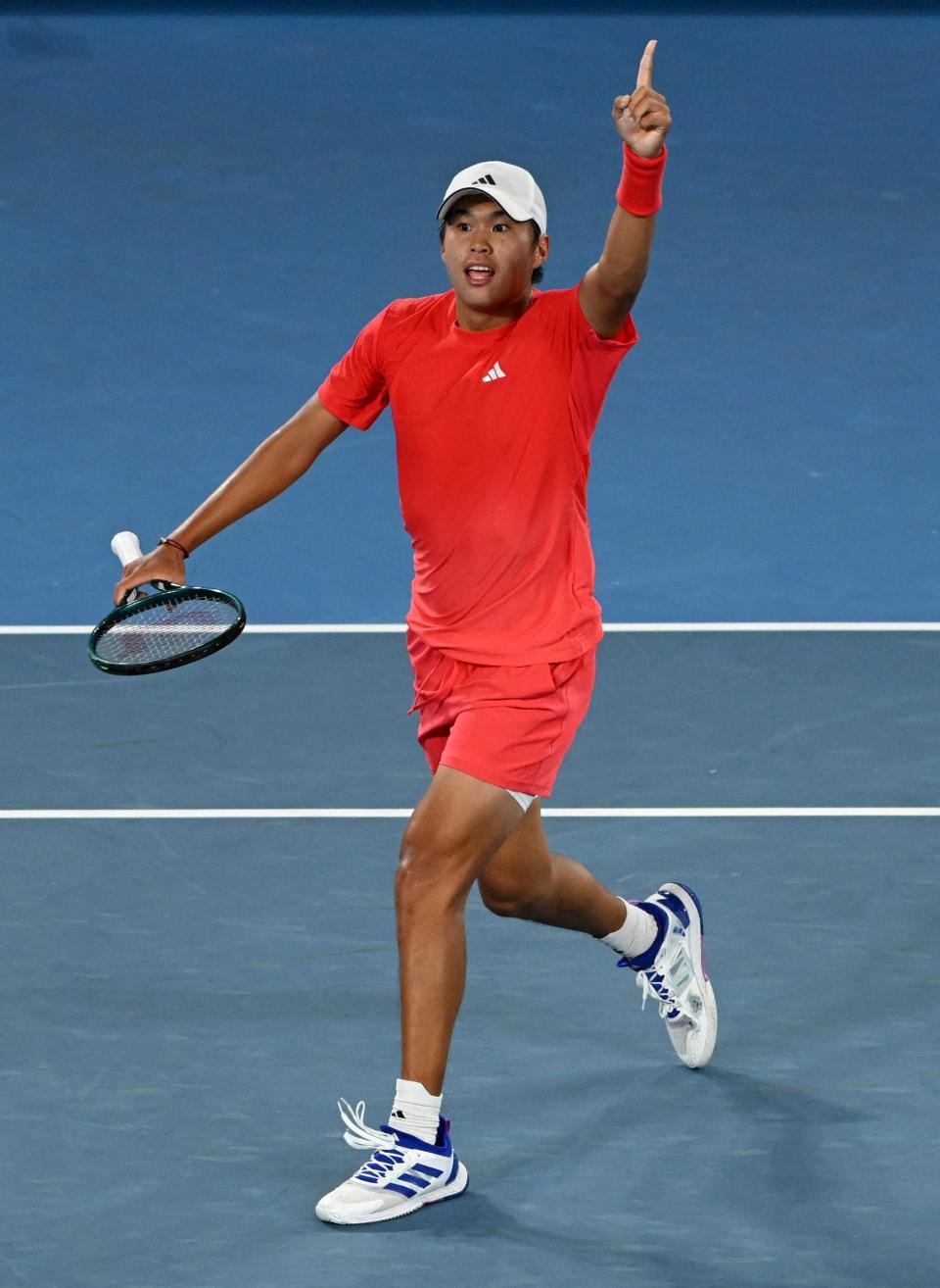 包含世界网球队逆转澳大利亚网球队,梅德韦杰夫送出助攻的词条 包含世界网球队逆转澳大利亚网球队,梅德韦杰夫送出助攻的词条