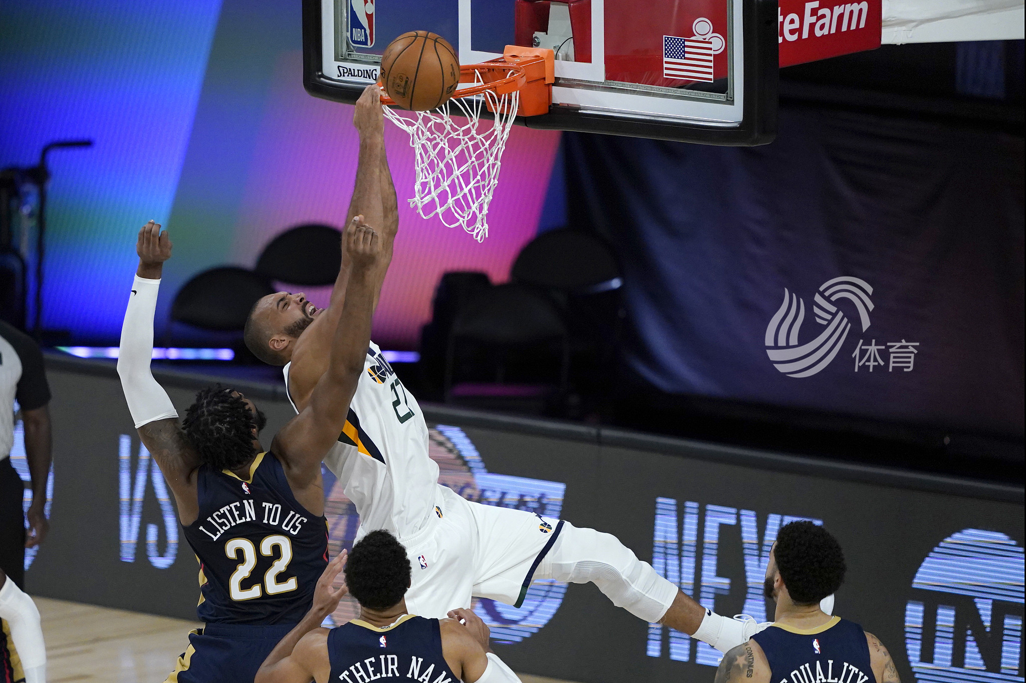 深圳队逆转鹈鹕,米切尔关键制胜 深圳队逆转鹈鹕,米切尔关键制胜