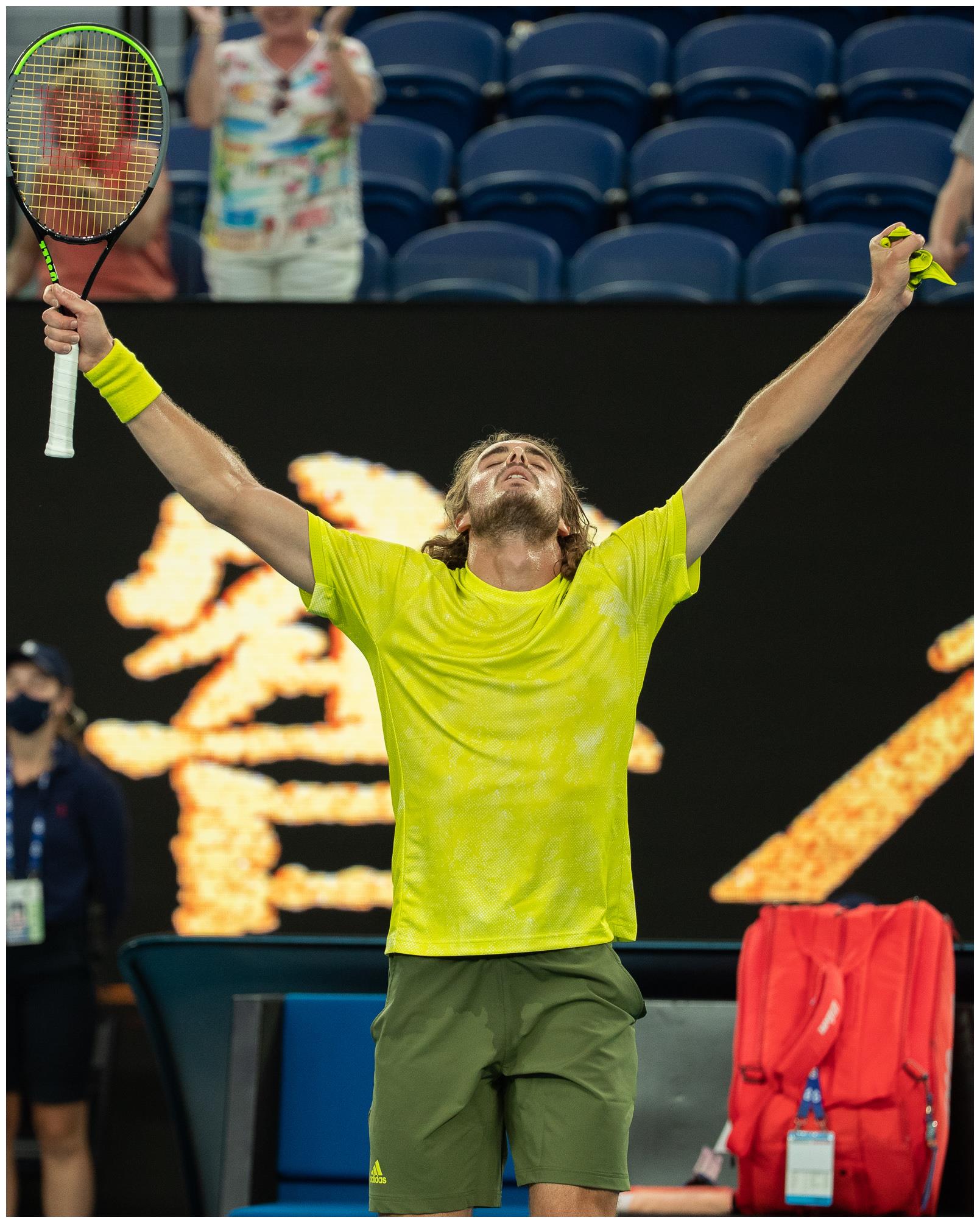 ATP总决赛轻取拉沃尔杯，西西帕斯惊艳四座