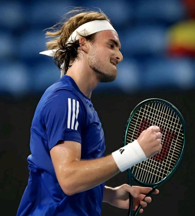 ATP总决赛轻取拉沃尔杯，西西帕斯惊艳四座