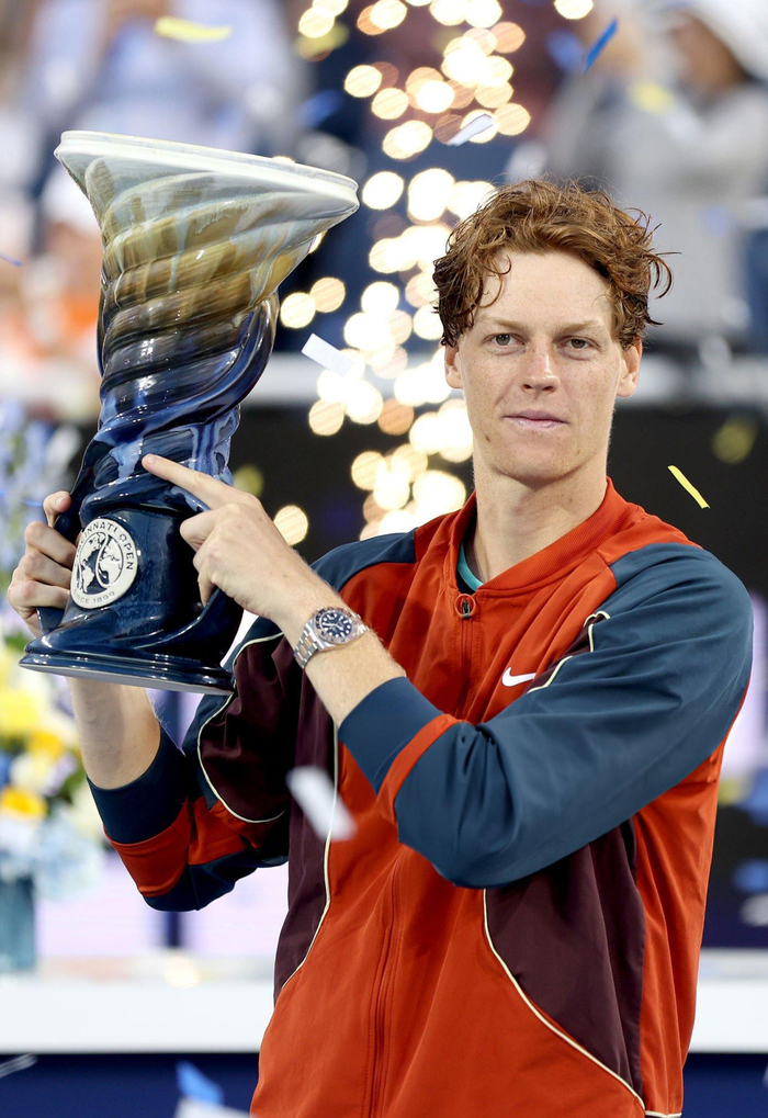 拉沃尔杯翻盘ATP总决赛，辛纳高光表现