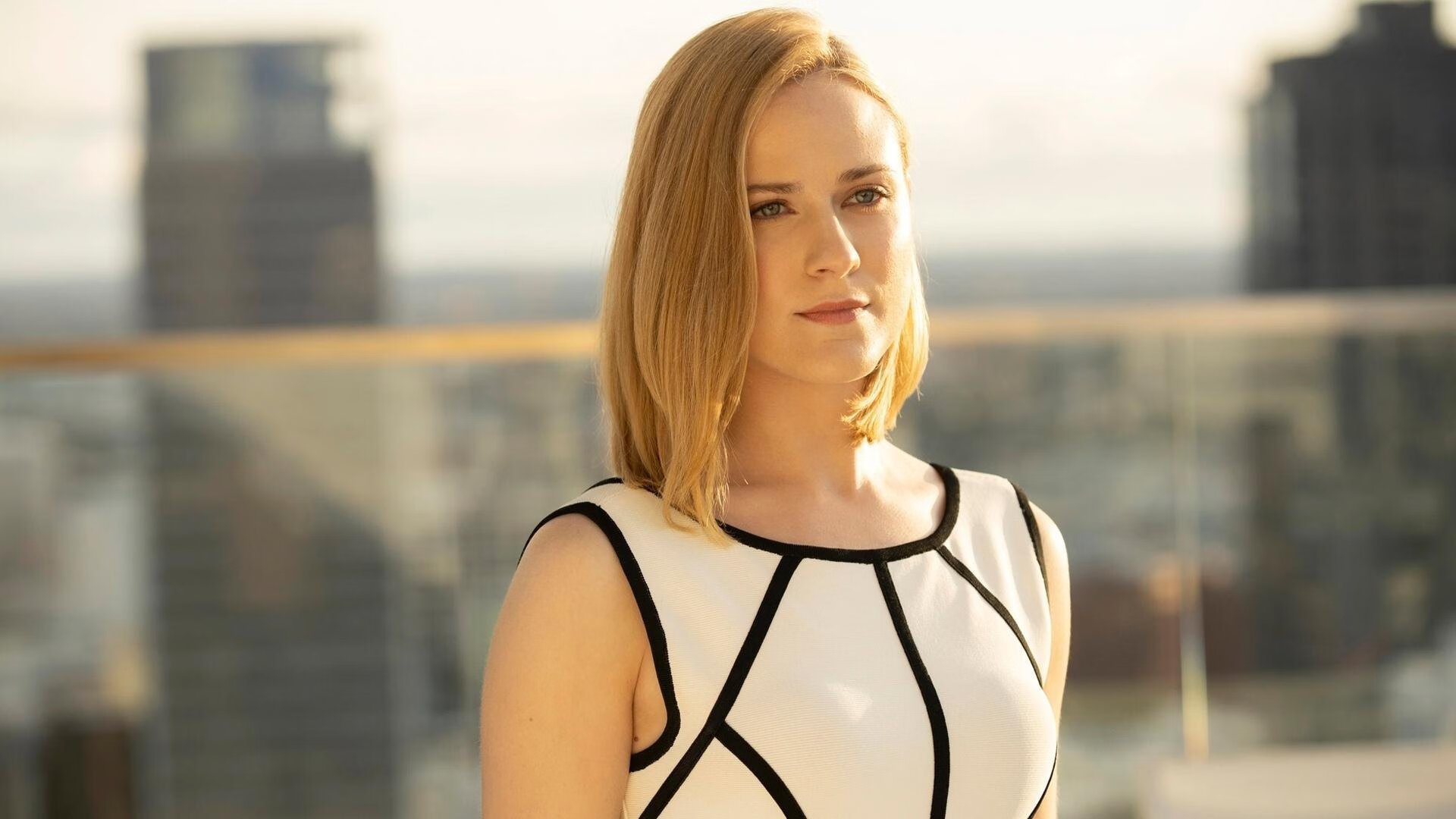 铁闸变尖刀!卡塞米罗攻克墨西哥,波兰战术新秩序