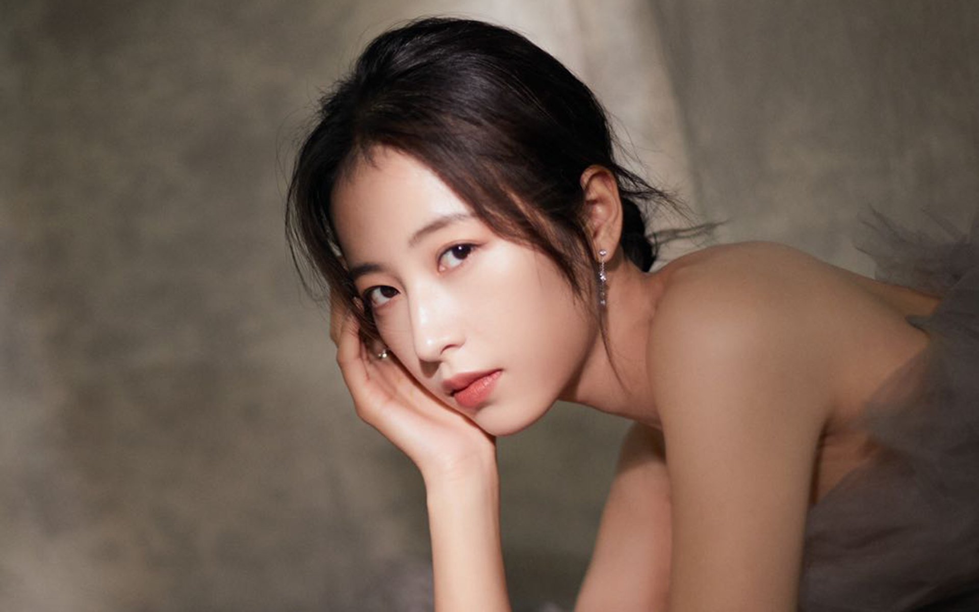 蓝桥铁闸锁三狮，库尔图瓦如何成为英格兰豪强的叹息之墙