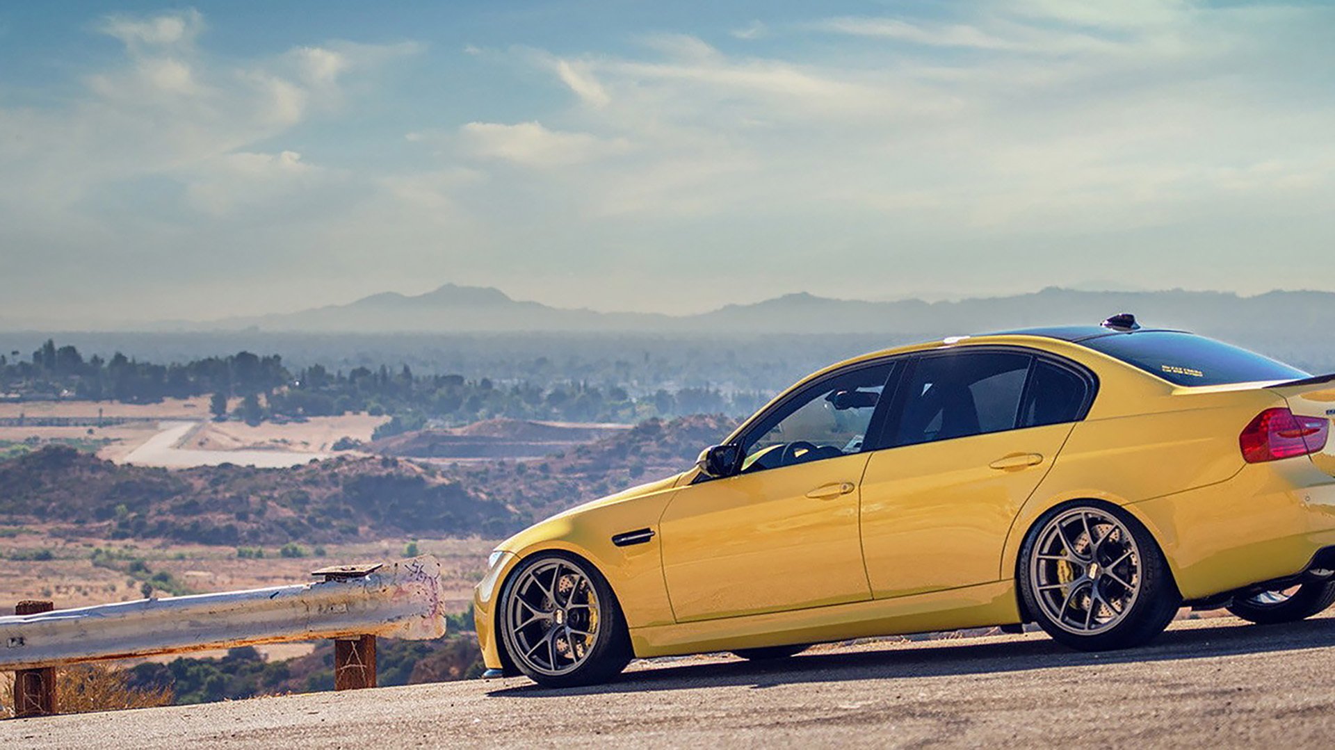 芬兰击败突尼斯，阿尔瓦雷斯，从暗影走向聚光的关键先生